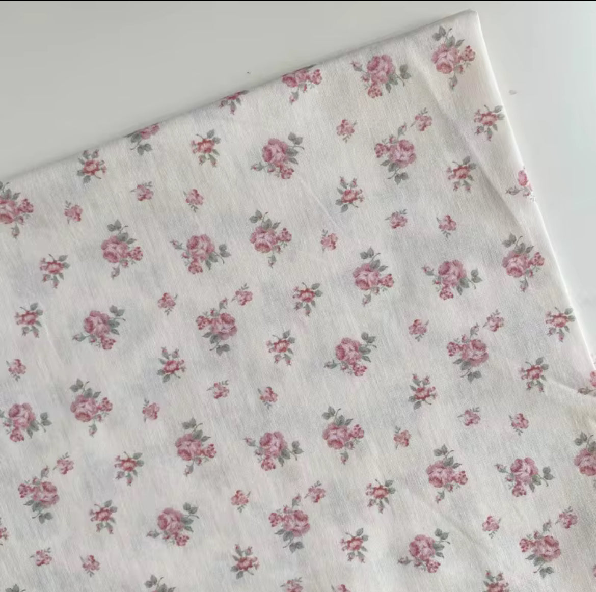 Fabric bow wall decor -wired